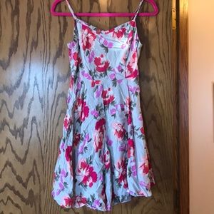 Old navy flower dress